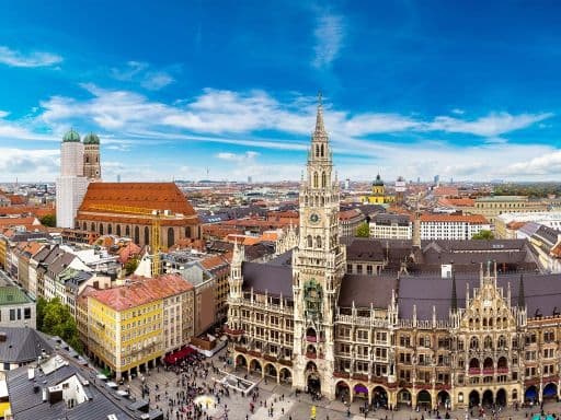 Marienplatz town hall and Frauenkirche in Munich